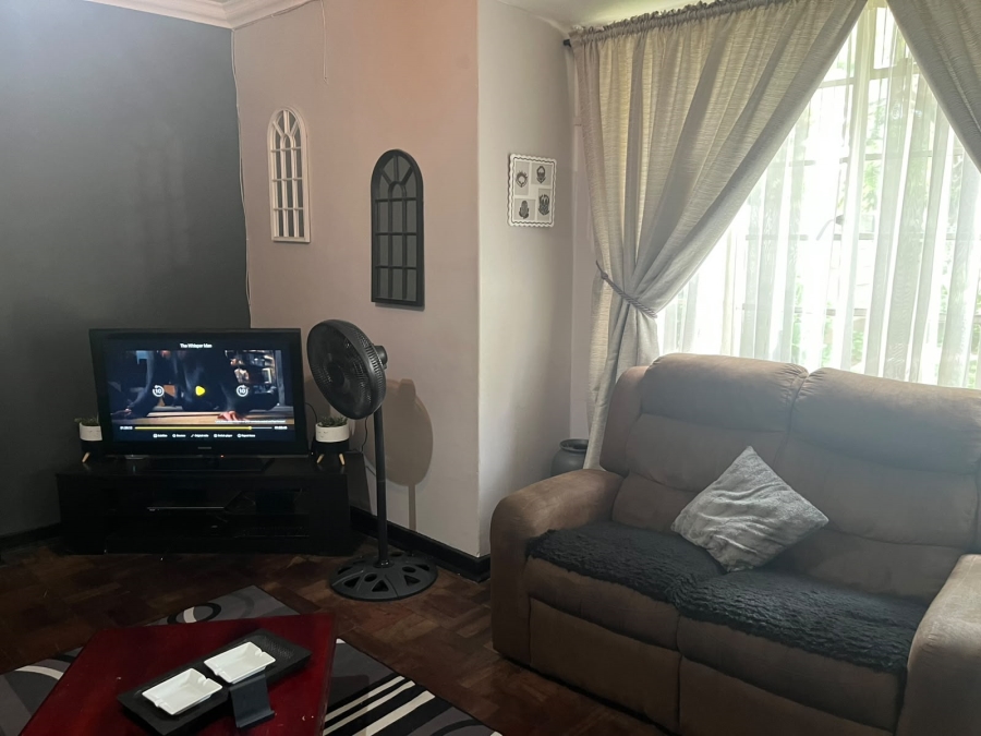 4 Bedroom Property for Sale in Bedelia Free State